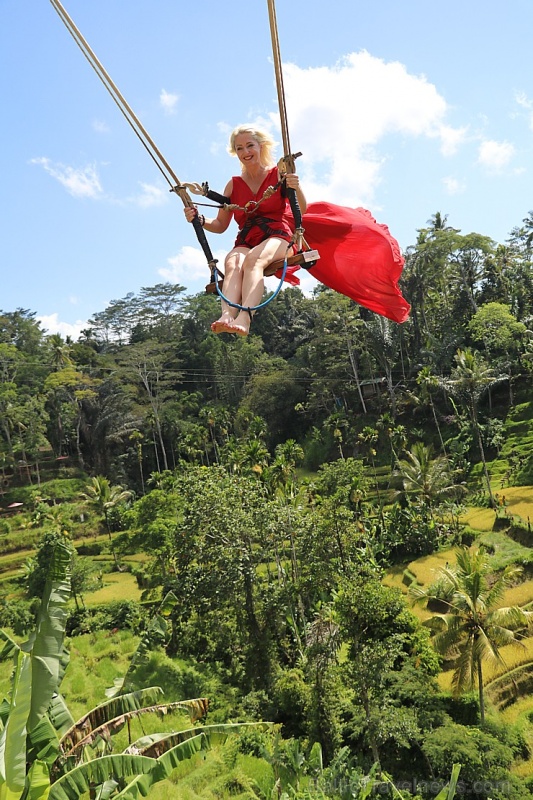 Travelnews.lv izbauda Bali lielās šūpoles «The Natural Terrace Swing». Atbalsta: «Turkish Airlines» un «365 Brīvdienas» 279280