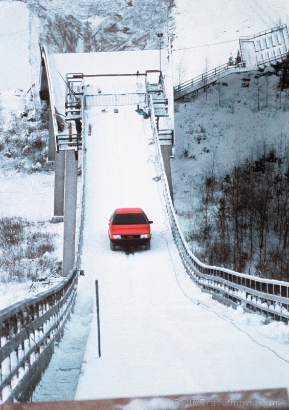 Leģendārā Audi pilnpiedziņas sistēma quattro šogad svin 40 gadu kopš tās prezentācijas Audi quattro modelī 1980. gadā 280117