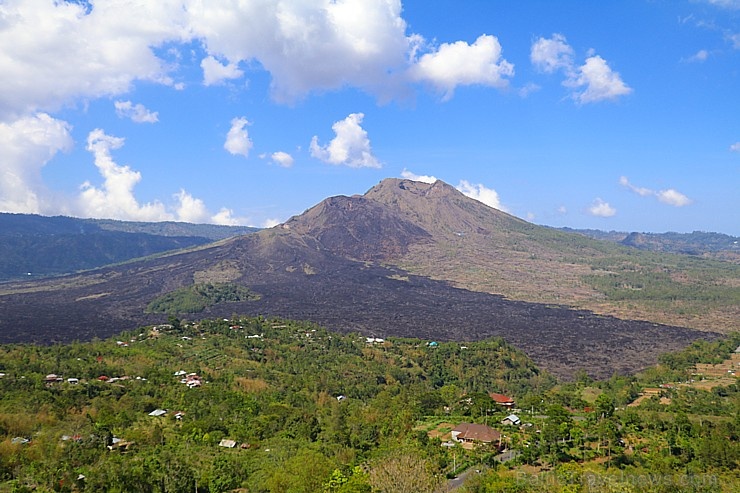 Travelnews.lv ar ceļojumu autobusu iepazīst Bali salu.  «Turkish Airlines» un «365 Brīvdienas» 280731