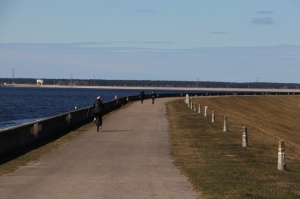 Salaspils pludmale, Rīgas HES ūdenskrātuve un aizsargdambis. 
Foto: Laura Siliņa 8