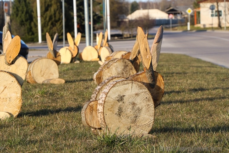 Gulbene Lieldienu laikā ir saulaini izrotāta 280875