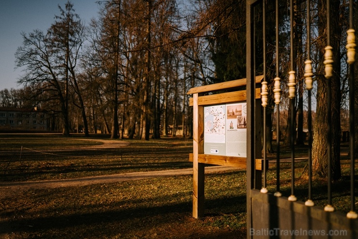 Parks atrodas līdzās Valmiermuižas alus darītavai un rūpi par tā apdzīvošanu un kultūrvēsturiskās vides saglabāšanu un atjaunošanu tur 