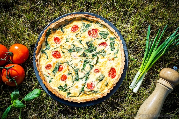 Restorāns Baltvilla sagatavojis īpašu piedāvājumu - svaigo uzkodu un desertu piknika grozu līdzņemšanai, ko baudīt, dodoties pastaigā uz mežu, jūru va 281802