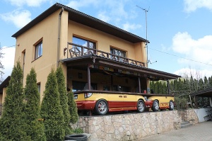 Travelnews.lv apmeklē Ogrē izcilu autofanu un ballīšu izklaides vietu «VoyagerClub» 10