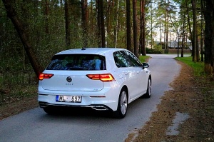 Travelnews.lv apceļo Latgali un Pierīgu ar jauno «Volkswagen Golf 8 1.5 eTSI» 40