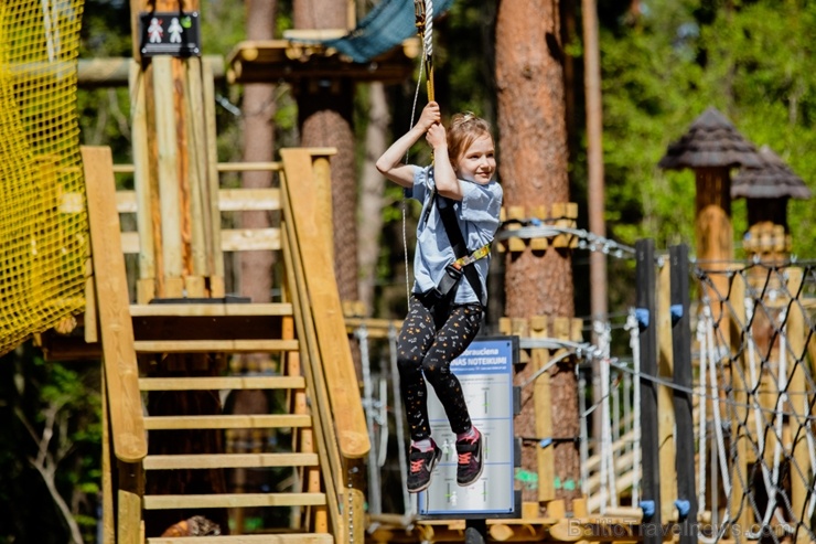 Latvijas valsts mežu dabas parks Tērvetē atklāta jauna aktīvās atpūtas tematiskā daļa ar pievienoto vides izglītības vērtību - Kurbada zeme 283269