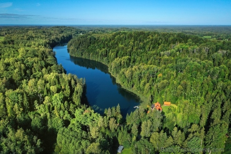 Veclaicenes dabas mājas Alūksnes  augstienē vilina ceļotajus un dabas draugus 283549