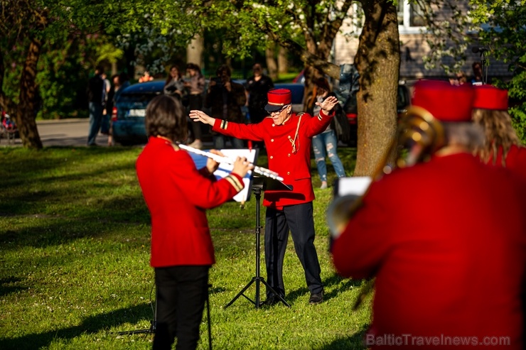 Rēzeknes pagalmos skan muzikāli pārsteigumi pilsētas iedzīvotājiem un viesiem 283539