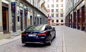 Travelnews.lv apceļo Latviju ar premium klases «Lexus LS 500h» 15