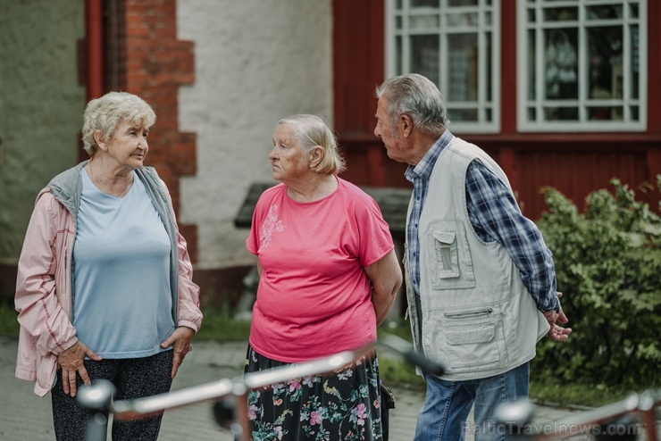 Siguldā atklāta Latvijā pirmā velo iela, kas darbojas kā pilotprojekts Siguldas kopējās satiksmes uzlabošanas koncepcijā 283955