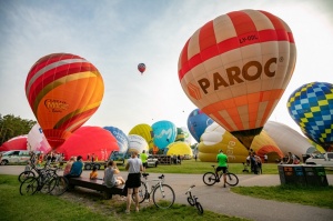 Viļņa ir viena retajā galvaspilsētām Eiropā, kas veic gaisa balonu lidojumus virs pilsētas 12