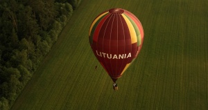 Viļņa ir viena retajā galvaspilsētām Eiropā, kas veic gaisa balonu lidojumus virs pilsētas 19