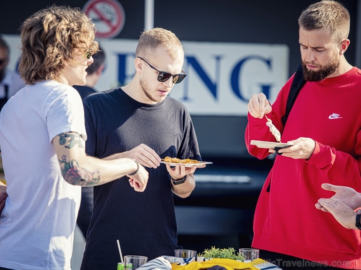 Populāri ļaudis uz t/c «Domina Shopping» jumta ieskandina vasaras koncertu programmu 284281