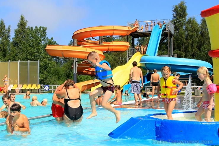 Ventspils Pludmales akvaparkā var veldzēties karstajā vasaras tveicē 284562