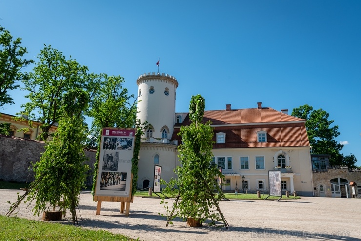 Cēsīs atzīmē Latvijas Uzvaras dienu un Cēsu kauju 101. gadadienu 284643