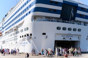 Greznais kuģis, kas parasti kursē maršrutā Helsinki – Stokholma, šovasar – jūlijā un augusta pirmajā pusē – apkalpos pagaidu maršrutu Helsinki–Rīga 14