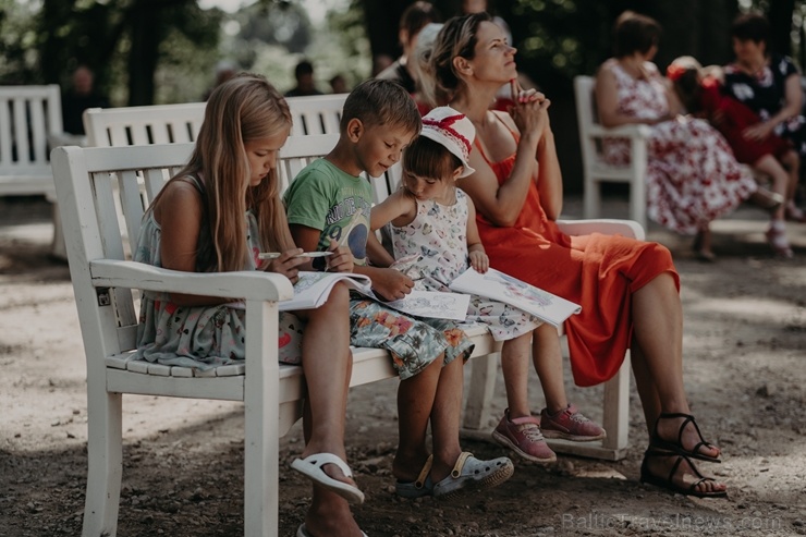 Kurmenes katoļu baznīcā vērienīgi atzīmē 150 gadu jubileju 284851