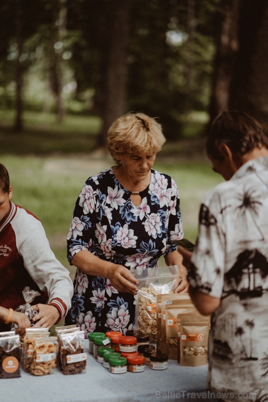 Kurmenes katoļu baznīcā vērienīgi atzīmē 150 gadu jubileju 284861