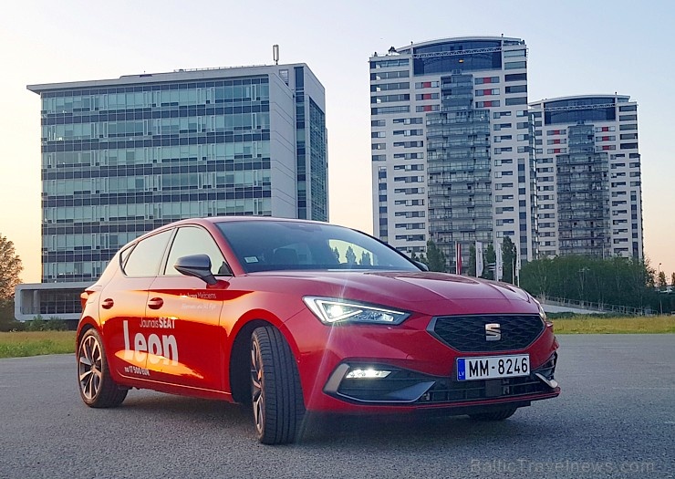 Travelnews.lv apceļo Latviju ar jauno «SEAT Leon FR eTSI» 285487