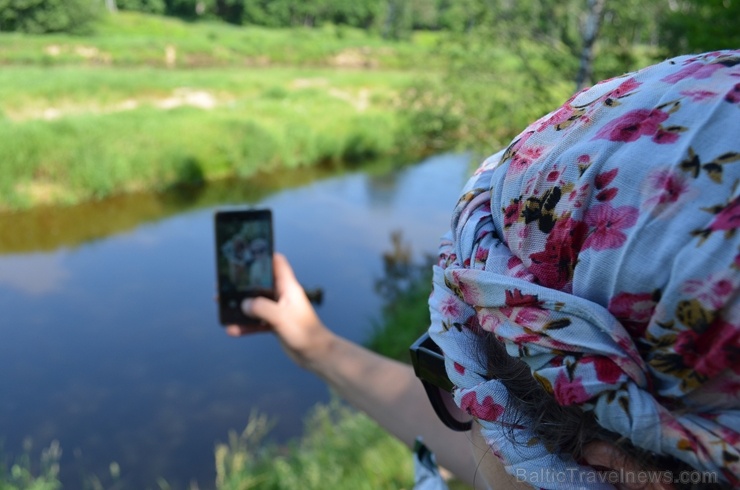 Ceļotāji pārgājienā iepazīst vienu no Latvijas Sv. Jēkaba ceļa skaistākajiem posmiem Vidzemē - no Līgatnes uz Siguldu 285648