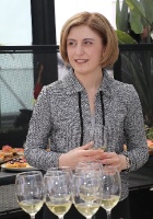 Gruzijas vēstniece Latvijā Tea Maisuradze aicina baudīt savas valsts vīnus 9