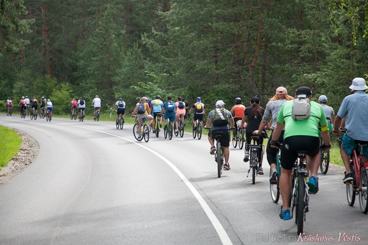 Velobraucējiem Krāslavā atklāts jauns pierobežas velomaršruts «Krāslava – Piedruja» 286815