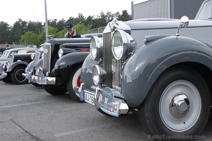 2020. gada 25. jūlijā no Rīgas Motormuzeja uz Cēsīm startēja retro auto parāde 