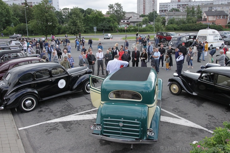 2020. gada 25. jūlijā no Rīgas Motormuzeja uz Cēsīm startēja retro auto parāde 