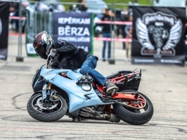 Starptautiskajā motociklistu saietā Madonā pulcējas motobraucēji un moto entuziasti 13