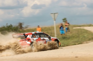 Ilgi gaidītais «Rally Liepāja» pulcē auto fanus no Latvijas un ārzemēm 17