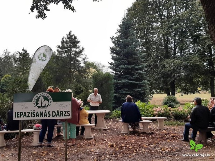 «Atvērtās dienas laukos», ko organizē lauku tūrisma asociācija Lauku ceļotājs ir lauku apceļošanas un iepazīšanas pasākums, kas jau kļuvis par tradīci 289540