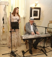 Vecrīgas restorānā «La Felicita» oficiāli prezentē Albano Karisi un Čārlza Gudžera dziesmu Latvijai 6