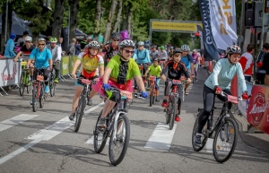 Dzintaros norisinājās jau desmitais Jūrmalas  velomaratons, kas kopā pulcējis vairāk nekā 1500 dalībnieku 53