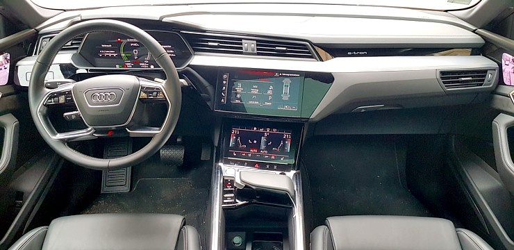 Travelnews.lv apceļo Latviju ar jauno un elektrisko «Audi e-tron Sportback» 290057