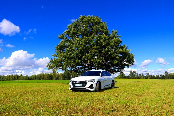 Travelnews.lv apceļo Latviju ar jauno un elektrisko «Audi e-tron Sportback» 290067