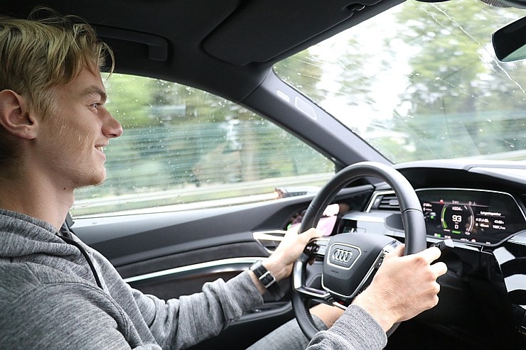 Travelnews.lv apceļo Latviju ar jauno un elektrisko «Audi e-tron Sportback» 290077