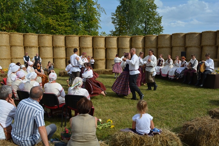 Viļakas novada Upītē lustīgi svin svētkus desmit dienu garumā 290187