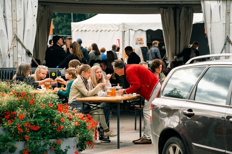 Iepazīsti pirmo Street Food festivālu Daugavpilī, kas notika 12.09.2020. Foto: Andrejs Jemeļjanovs 291013