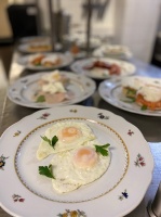 Šefpavārs Deniss Ivankovs piedāvā izcilas brokastis Vecrīgas viesnīcā «Grand Palace Hotel» 8