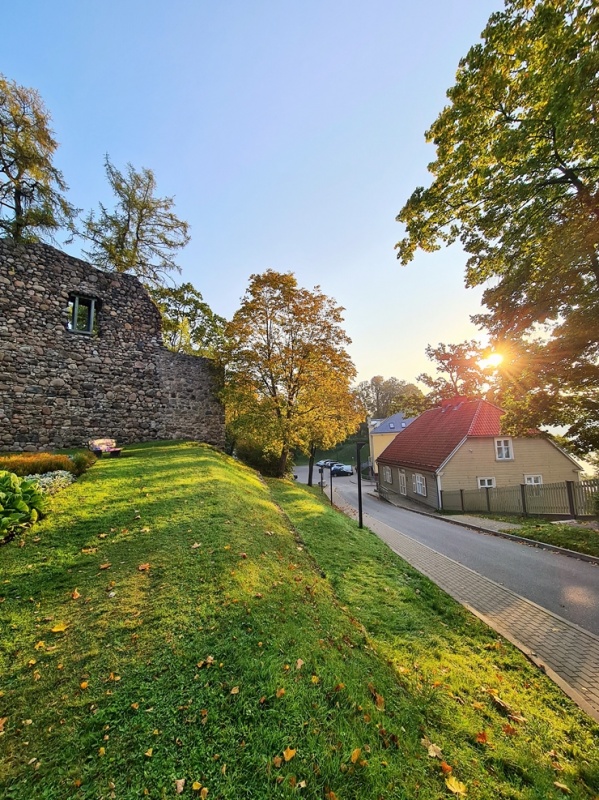 Krāšņā rudens ota pamazām iekrāso Valmieru 291431