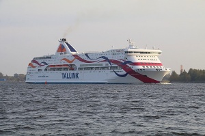 Travelnews.lv 26.09.2020 pavada «Tallink» kuģi «Baltic Queen» pēdējā reisā Rīga - Helsinki 12