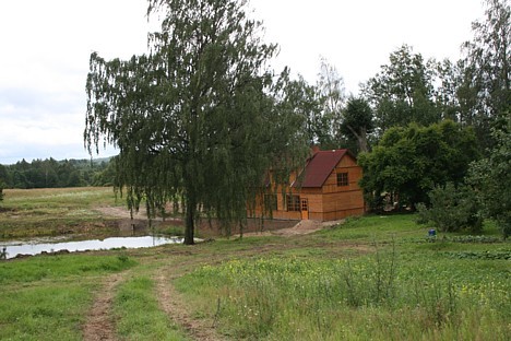 Nākotnē viesu māja centīsies vairāk orientēsies uz meditācijas pusi, klusumu un relaksāciju, jo tuvumā atrodas Pokaiņu mežs 15660