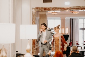 Katrīna Gupalo un Andrejs Osokins viesnīcā «Grand Hotel Kempinski Riga» izveidojuši jaunu koncertstāstu ciklu «Ceļojums». Foto: Aksels Zirnis 15