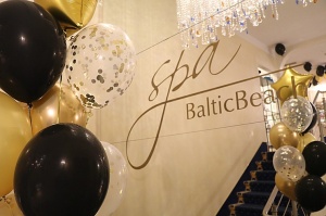 Jau desmito reizi «Baltic Beach Hotel» rīko iepazīšanās un pārdošanas «Saulaino nakti» 56