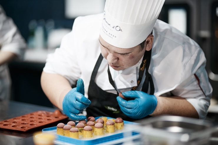 Latvijas pavāra Dināra Zvidriņa dalība Tallinas pavāru konkursā «Bocuse dor Europe 2020». Foto: bocusedor.com 292891