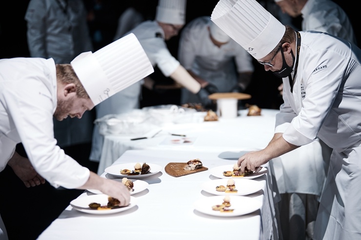 Latvijas pavāra Dināra Zvidriņa dalība Tallinas pavāru konkursā «Bocuse dor Europe 2020». Foto: bocusedor.com 292899