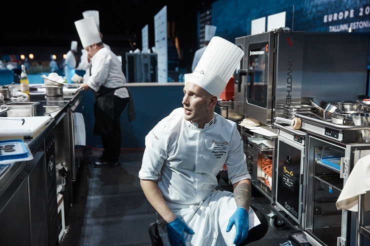 Latvijas pavāra Dināra Zvidriņa dalība Tallinas pavāru konkursā «Bocuse dor Europe 2020». Foto: bocusedor.com 292934