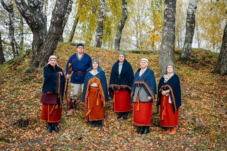 Viļakā svinīgi atklāj garāko pontonu tiltu Latvijā 293057