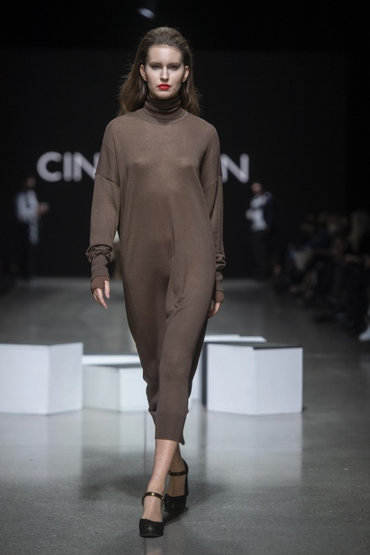 Rīgas modes nedēļa «Riga Fashion Week» piedāvā apģērbu kolekciju CINNAMON CONCEPT 293908