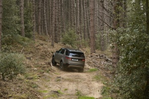 Jaunais «Land Rover Discovery» ir daudzu autoceļotāju sapnis ar leģendāru zīmolu 9